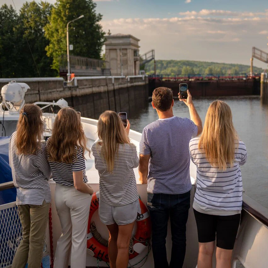 Photo of our tourists 2 Photo of our tourists 2